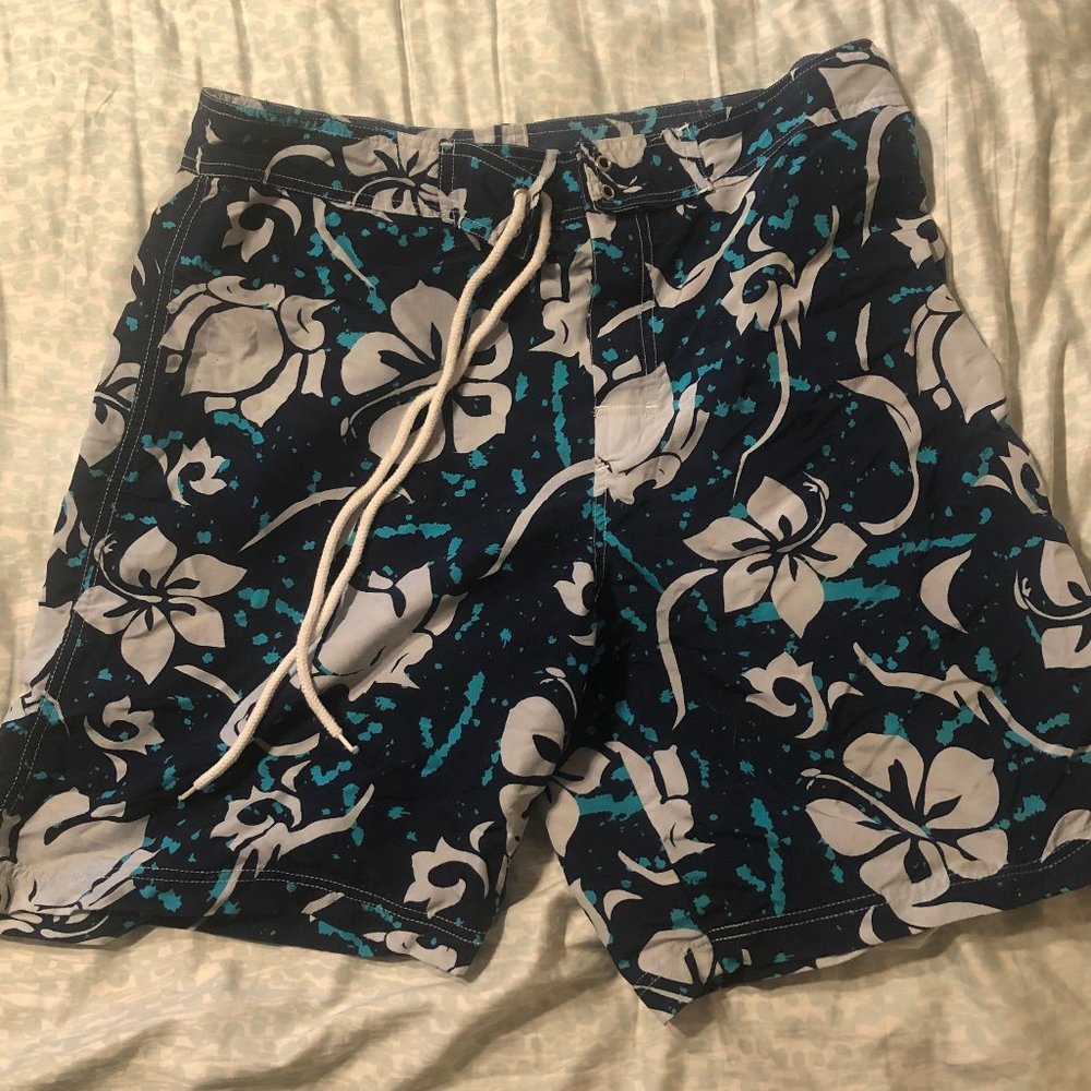 Utility Brand Shorts Size 36 Hibiscus